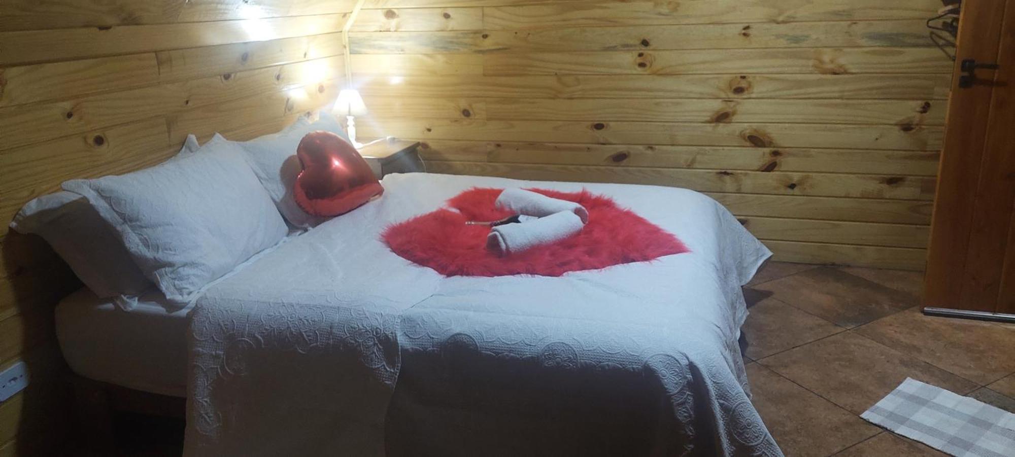 Chale Com Hidromassagem Da Vick Hotel Campos do Jordão Exterior foto